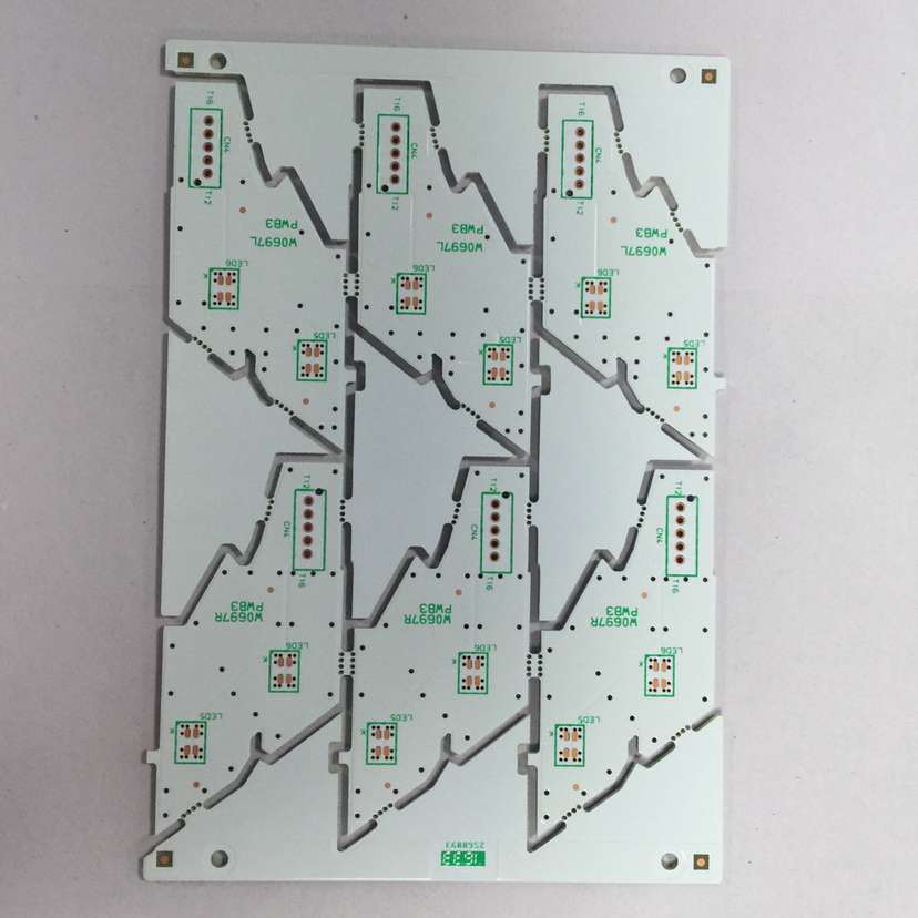 Green Silk 1.0mm Thickness 2.0W Alu PCB Printing
